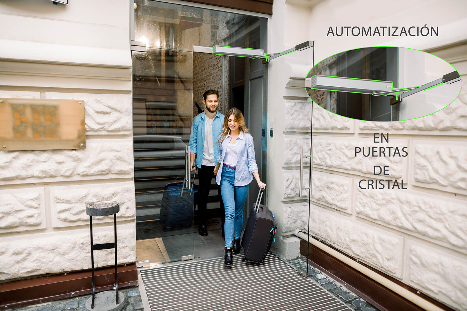 Apertura automatica puerta portal en Madrid 7 Automatización en puertas de cristal