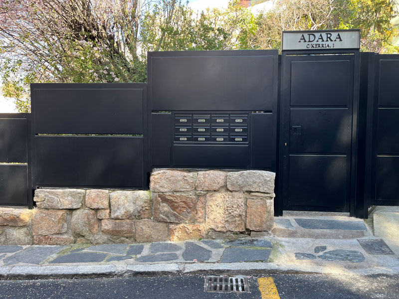 Puertas Cancelas: Diseño, Innovación y Seguridad para Comunidades y Exteriores 3 Cancelas-de-hierro