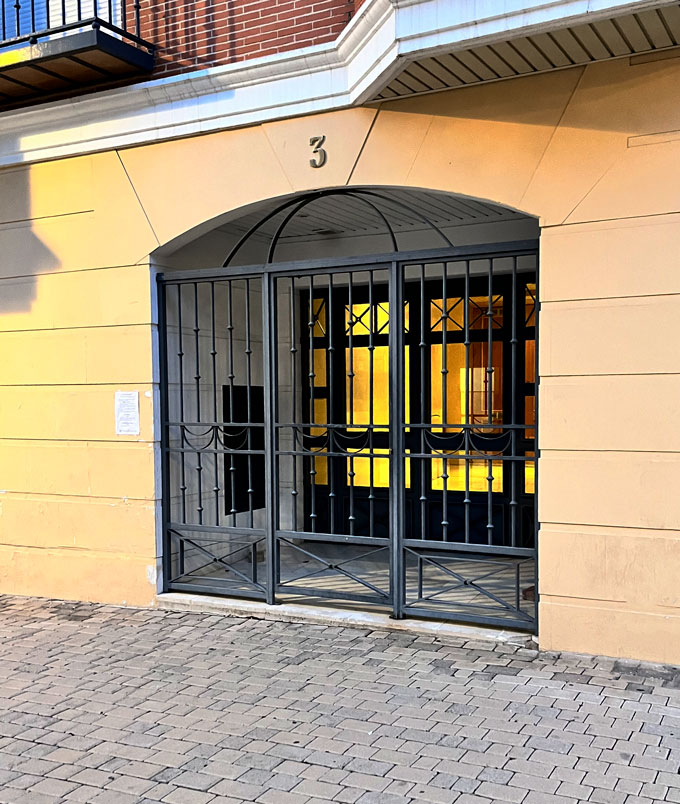 Puertas Cancelas: Diseño, Innovación y Seguridad para Comunidades y Exteriores 1 Protección privacidad puertas cancelas en madrid